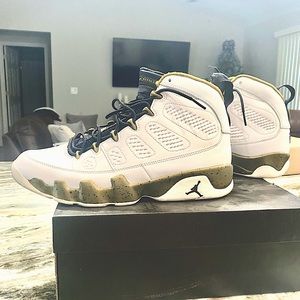 Air Jordan Retro Eclipse